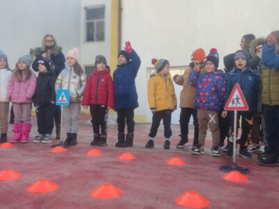 203. Liceul Teoretic Nr. 1 Peris